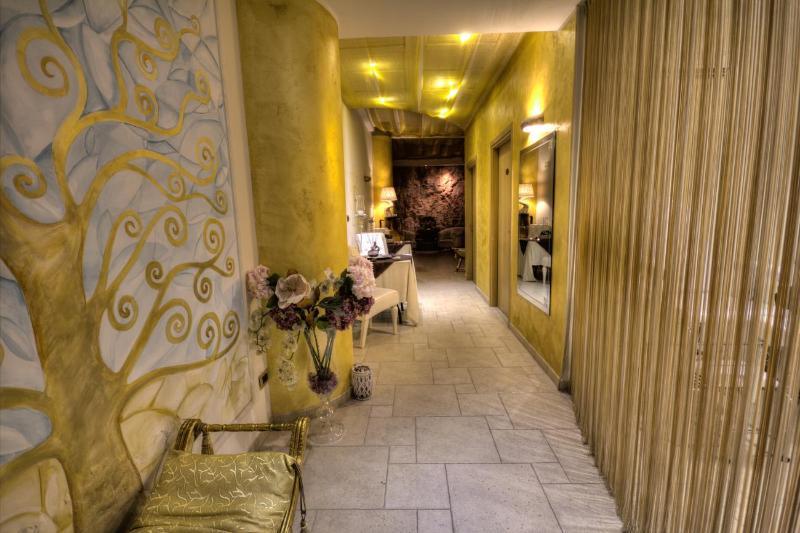 Hotel Madonna Delle Grazie Ceglie Messapica Exterior foto